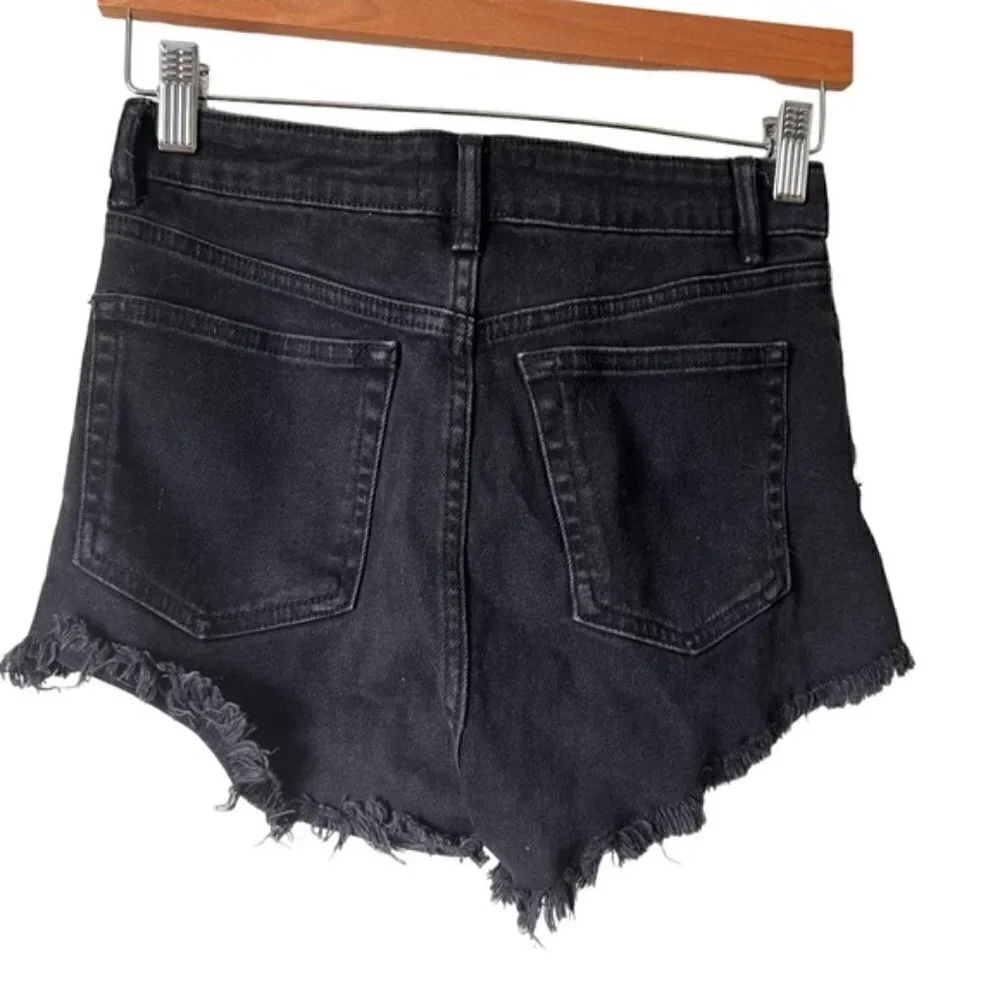 Zara High-Waisted Mom Fit Denim Shorts Size 4